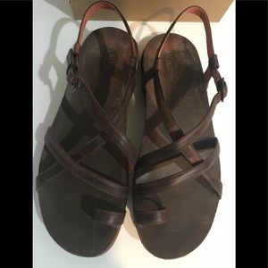 Chaco womens size 9–Worn Only Once